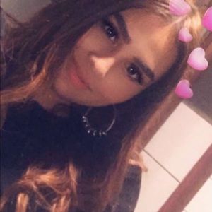 Meet your Posher, Ximena
